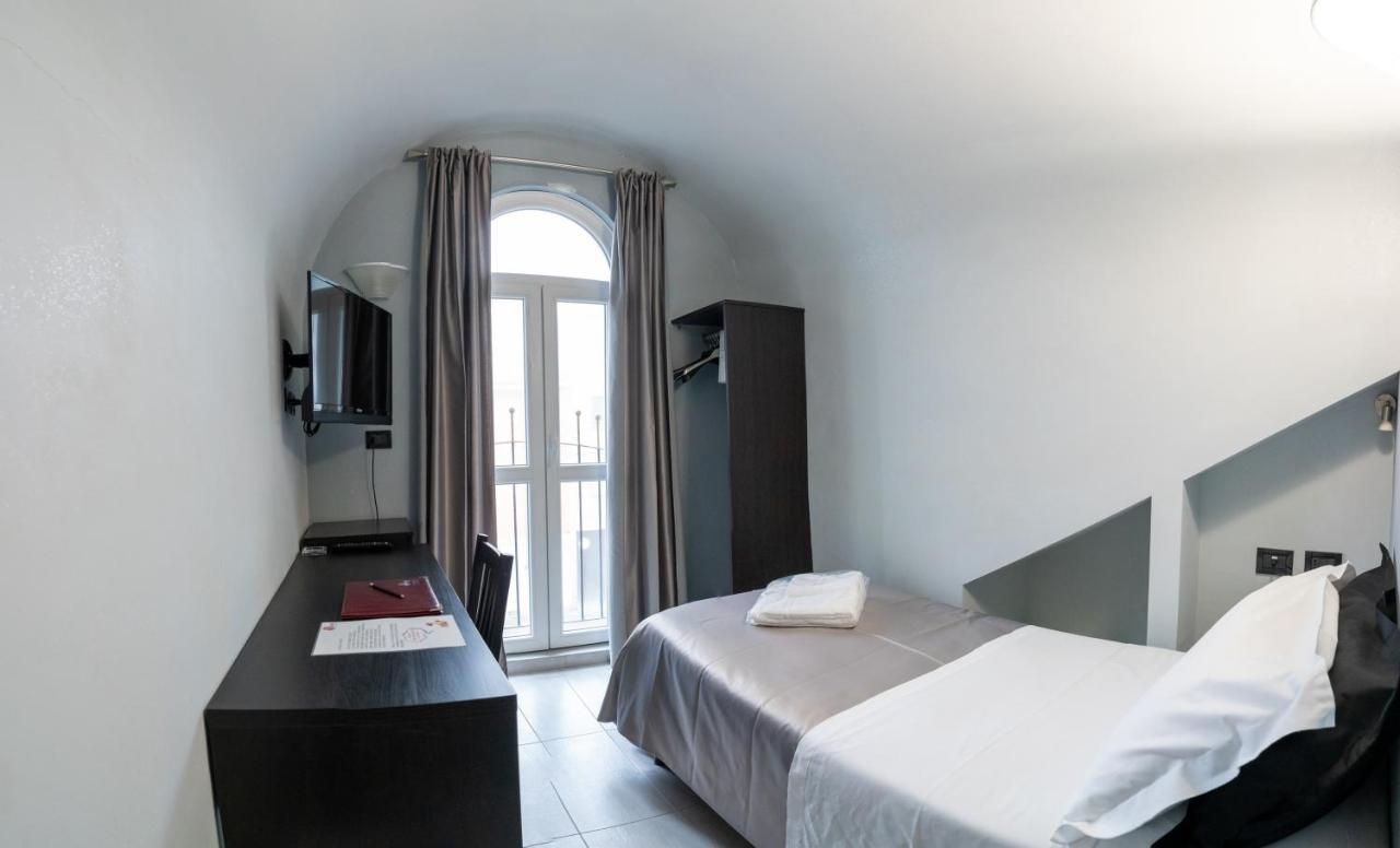J Hotel Orbassano Exterior photo