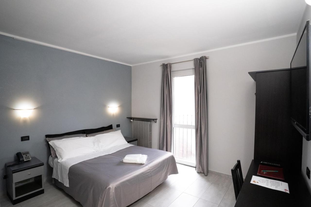 J Hotel Orbassano Exterior photo